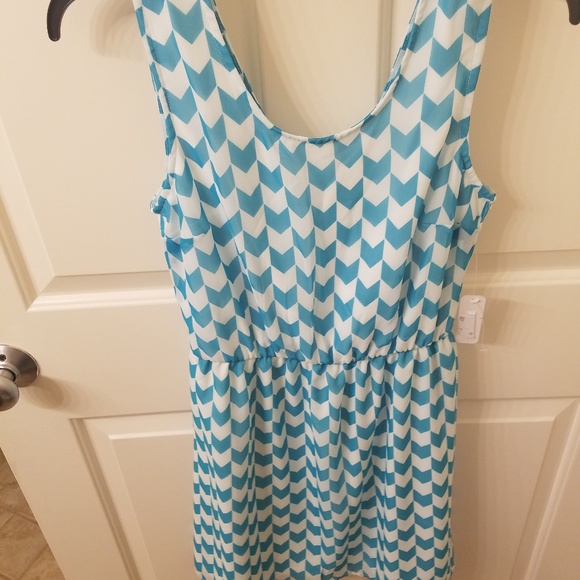 Charming Charlie Dress NWT - Picture 2 of 3